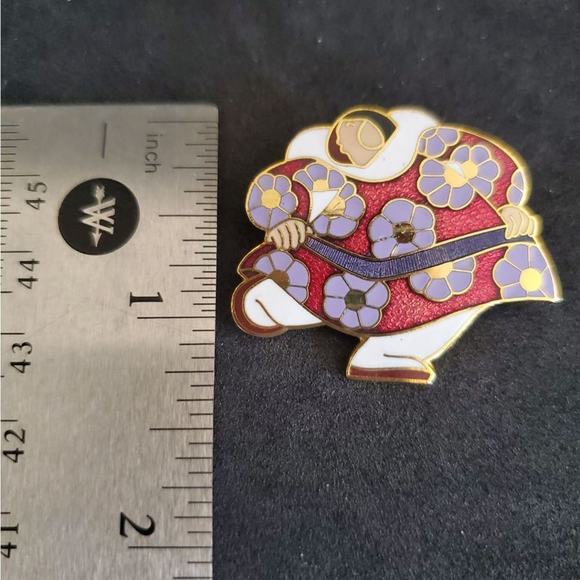 Artist Barbara‎ Lavalee Cloisonne Native Alaskan Woman Pin Brooch Vintage - Picture 5 of 7